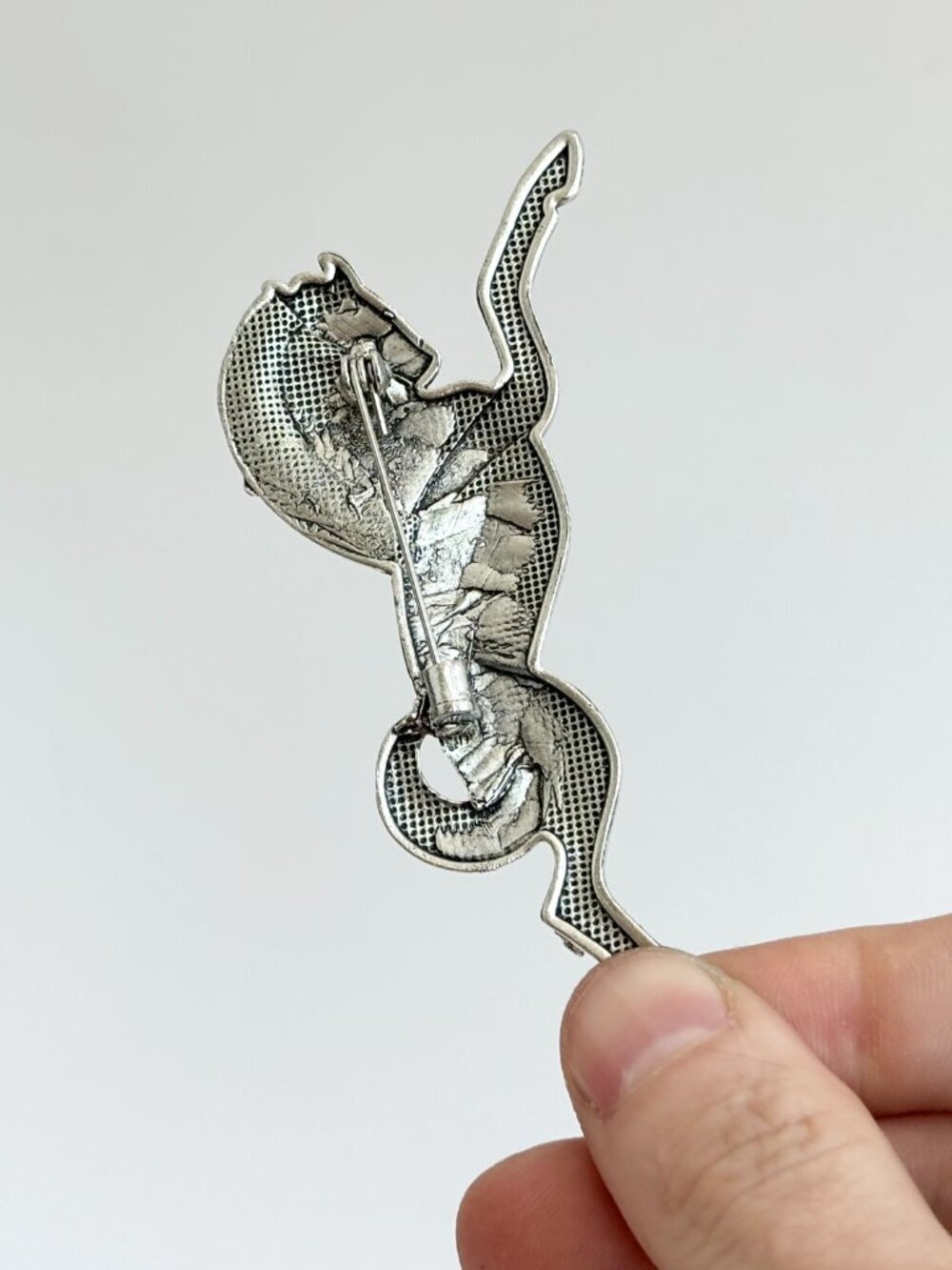 Leaping Horse Figural Silver Toned Vintage Inspired Textured Brooch Pin - Picture 15 of 16